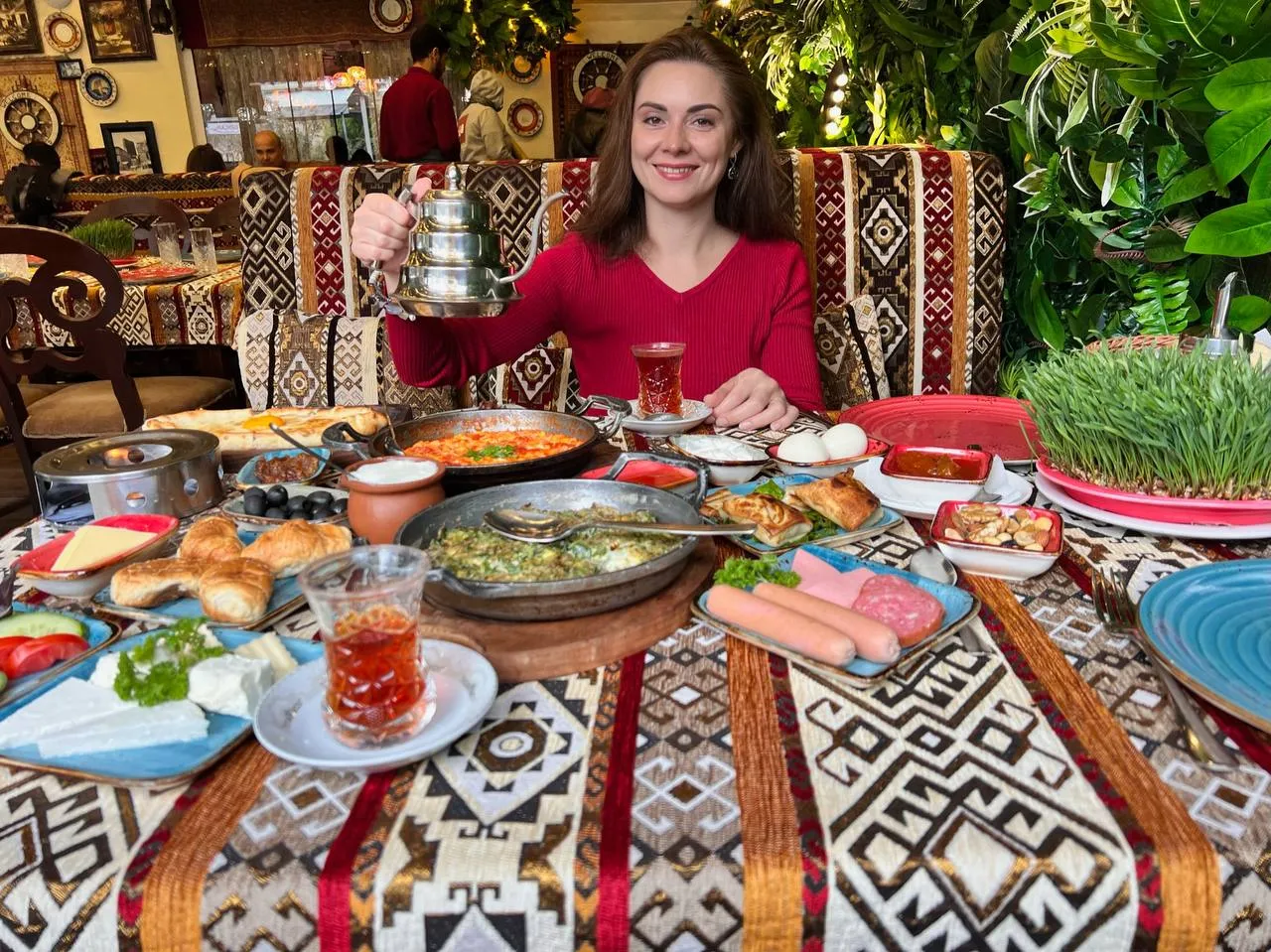 футуристическая архитектура центра Баку